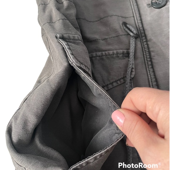 New Without Tags Women’s Small Levi Strauss & Co. Gray Wash Utility Jacket - Picture 6 of 16